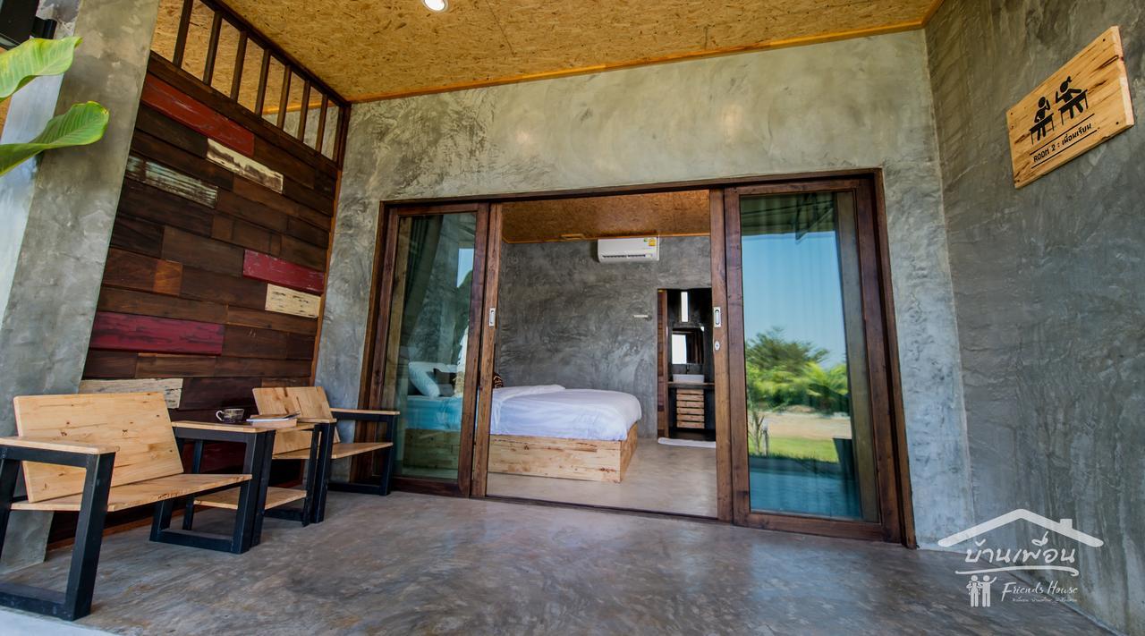 Friends House Hotel เชียงคาน ภายนอก รูปภาพ