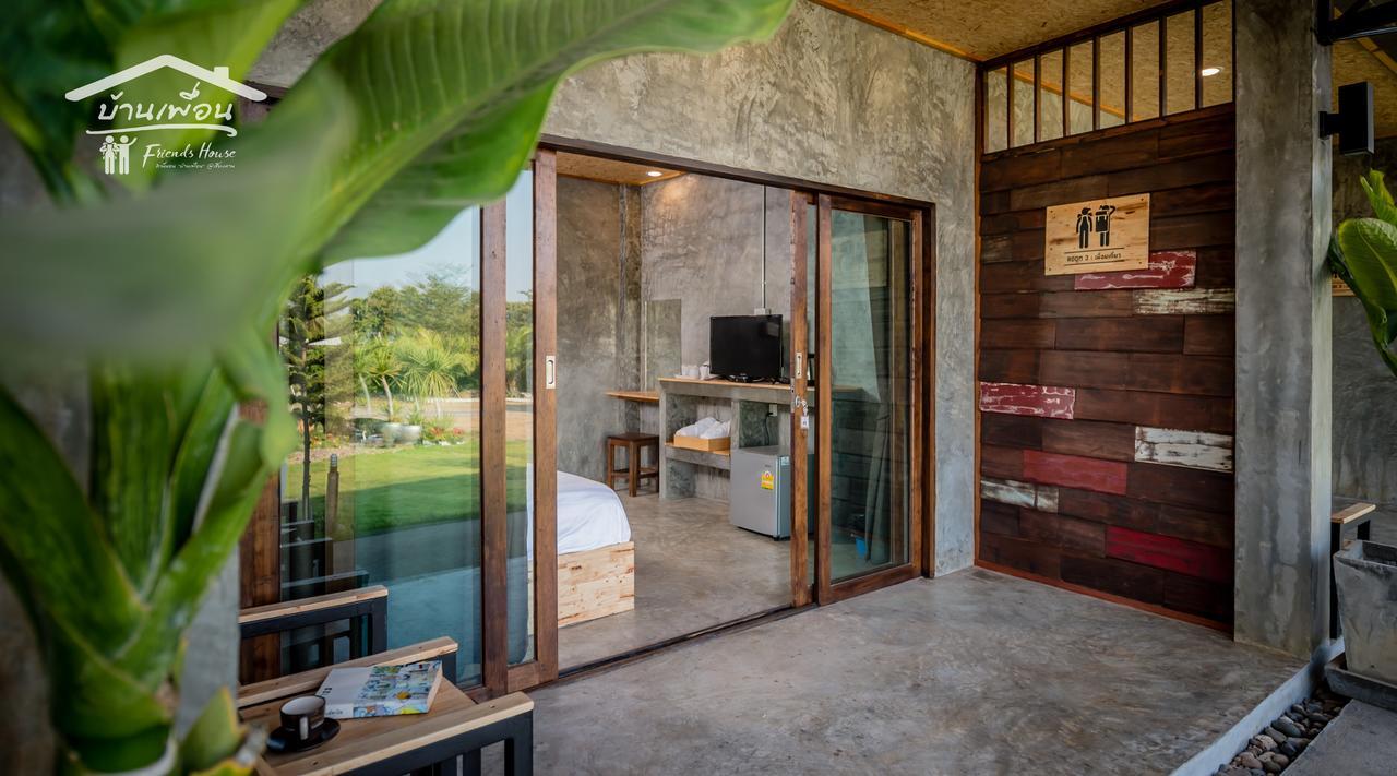 Friends House Hotel เชียงคาน ภายนอก รูปภาพ
